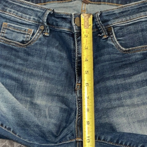 KUT from the Kloth High Rise Toothpick Skinny Women's Blue Jeans.  Size 8. - Picture 13 of 14